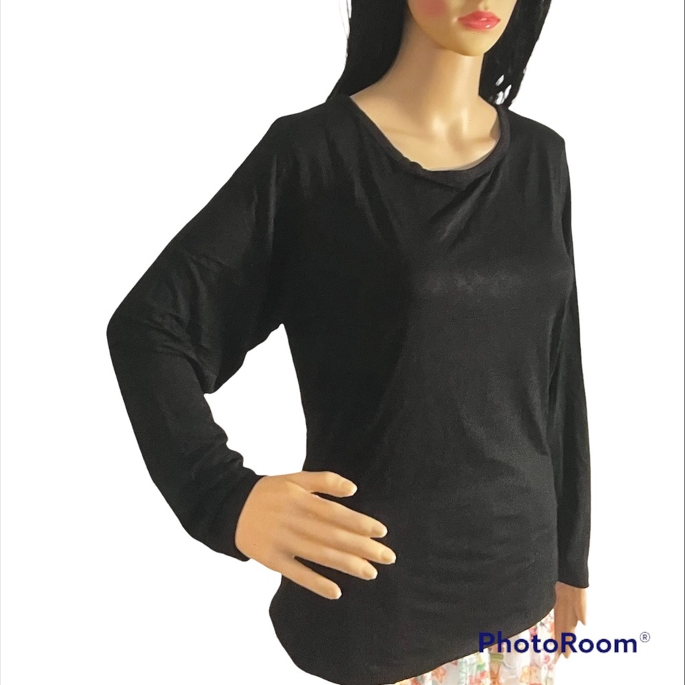 Carol Vee Black Long Sleeved Top